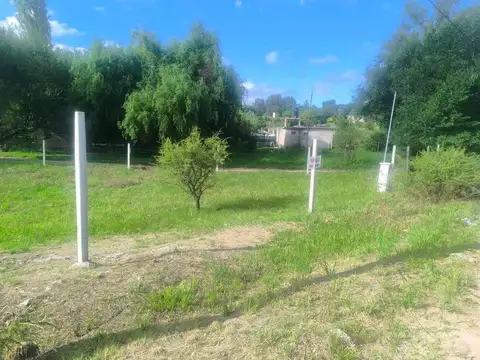 VENTA TERRENO TANTI 1030 M2