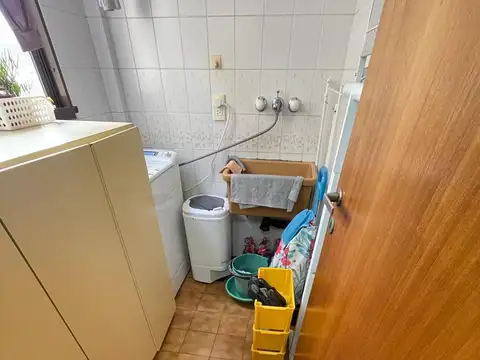 Departamento en  venta de 3 ambientes con balcón