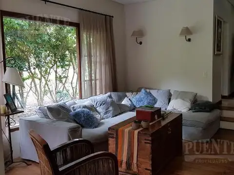 Casa en Venta en Adrogue, USD 550.000