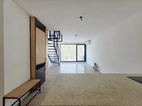Venta Departamento Duplex 2 ambientes Parque Chas