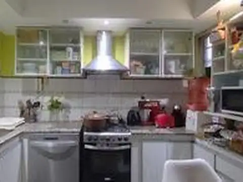 Departamento 5 ambientes con 3 baños