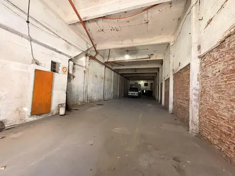 Galpon en Alquiler en Lanus Oeste, $ 1.600.000