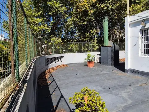 PH de 3 Ambientes con dependencias al Frente con Gran Terraza Propia  – Belgrano R