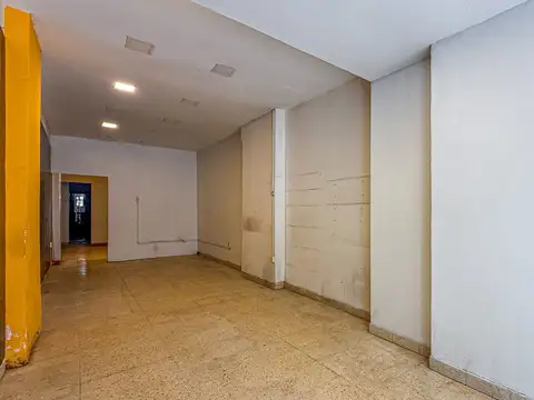 ALQUILER Local Comercial Plaza Colón con Depósito