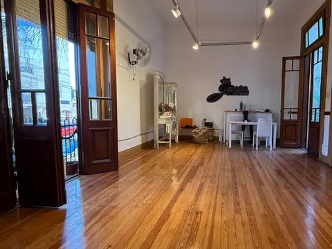 Casa lote 8,66 x 23 mts aprox 5 Amb Planta baja + dto 3 amb Patio Terraza Garage