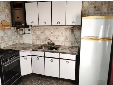 Depto Tipo Casa 3 ambientes con 1 baño