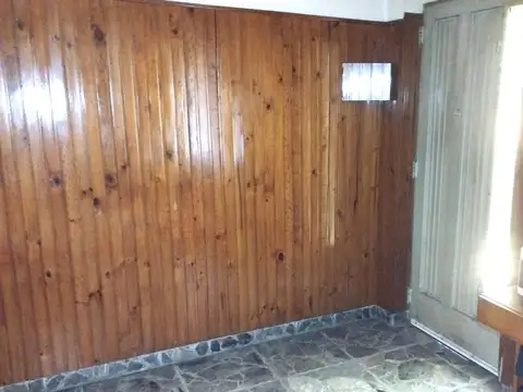 Depto Tipo Casa en Venta 40 años