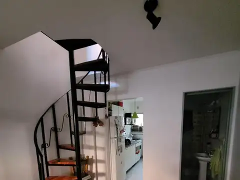 Depto Tipo Casa en Venta 15 años