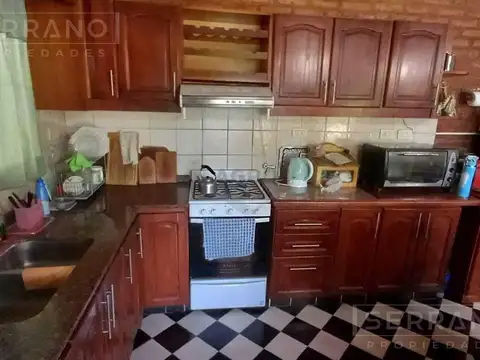 Casa 3 ambientes con 1 baño