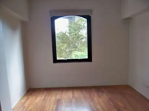 Oficina 3 ambientes con 2 baños