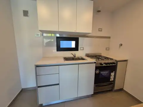 Departamento en Alquiler con 1 cocheras