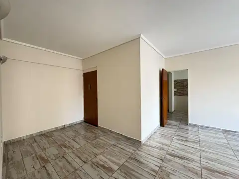 Departamento en Alquiler en Villa Ballester, $ 1.300.000