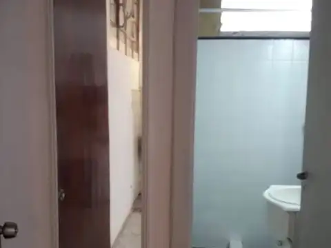 Depto Tipo Casa 2 ambientes con 1 baño