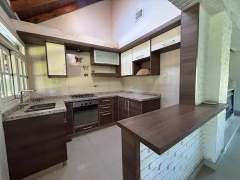 CASA EN VENTA EN BANCO PROVINCIA