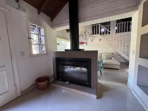 Casa en Venta en Country Club Banco Provincia, USD 420.000