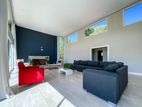 VENTA CASA 5 AMB RIO SAN ANTONIO TIGRE