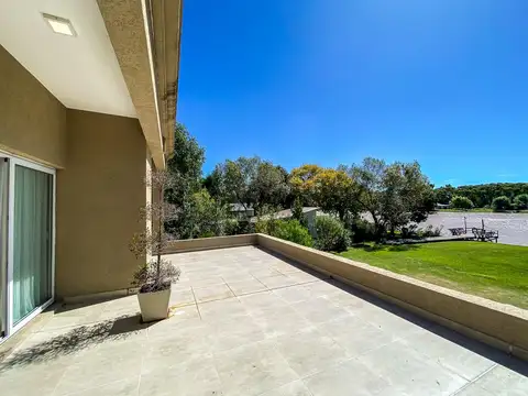 Casa en Venta en Delta del Tigre, USD 490.000