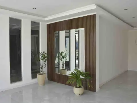 ALQUILER MONOAMBIENTE DIVISIBLE CON BALCON L.OESTE