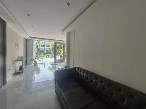 ALQUILER MONOAMBIENTE DIVISIBLE CON BALCON L.OESTE