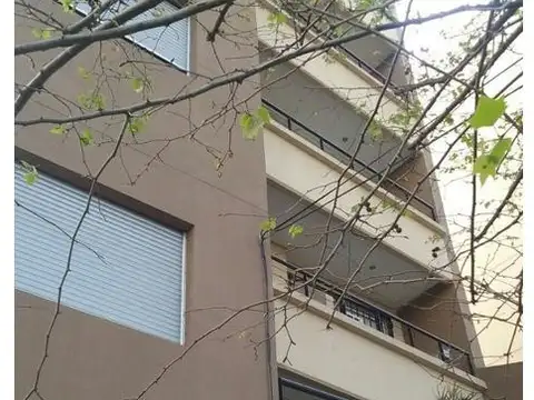 EXCELENTE MONOAMBIENTE A ESTRENAR C/BALCON EN LINIERS. EN POLA 26 , A METROS DE AV RIVADAVIA