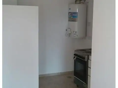 EXCELENTE MONOAMBIENTE A ESTRENAR C/BALCON EN LINIERS. EN POLA 26 , A METROS DE AV RIVADAVIA