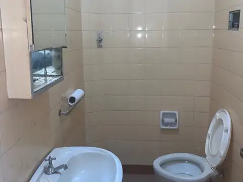 Galpon en Venta 10  mts Frente