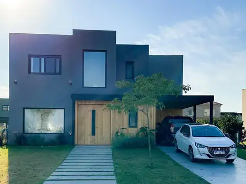 Casa en Venta al Noreste