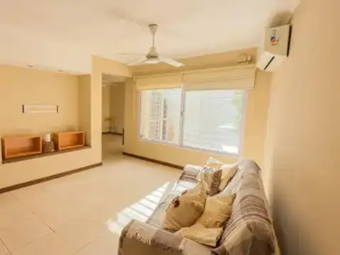 Casa en Venta en Republica De La Sexta, USD 200.000