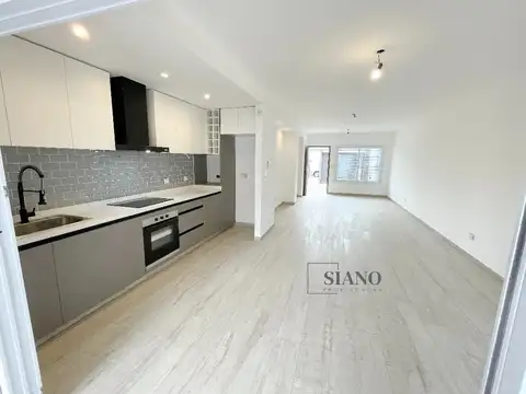 4 Amb. con Jardín y Cochera.- Para Inversor