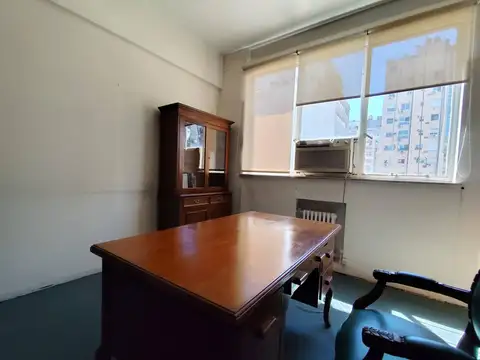 Oficina en Venta 50 años