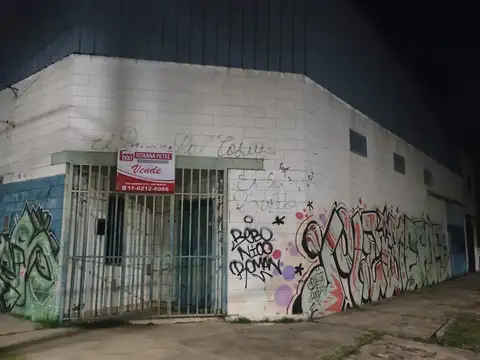 Galpon 350 Mtrs.2 Cubiertos, mas 252 libres salida a dos calles