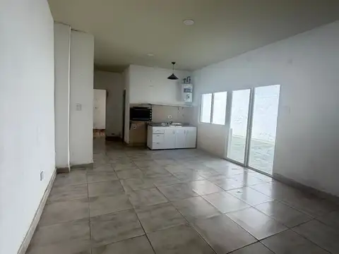 Depto Tipo Casa en Alquiler de 3 ambientes