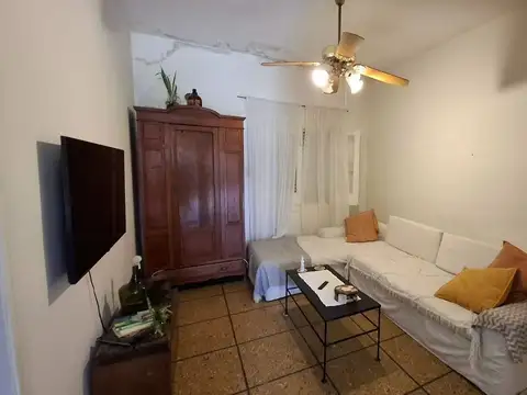 VENTA CASA 4 AMBIENTES COCHERA  WILDE AVELLANEDA