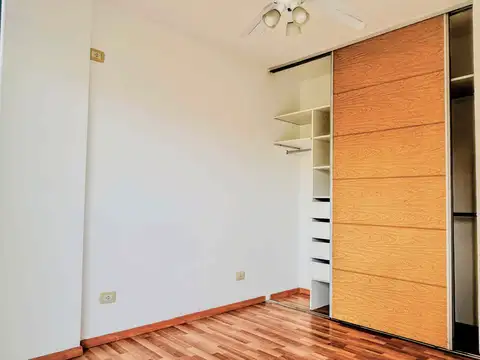 Departamento en Alquiler en Echesortu, $ 560.000