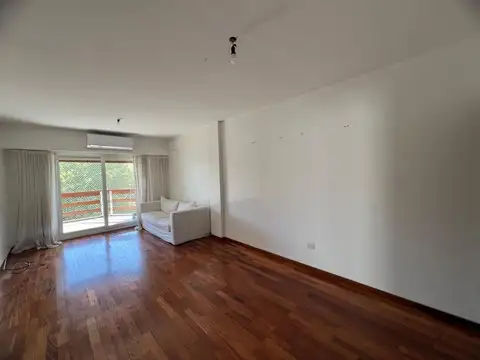 Departamento en Alquiler de 3 dormitorios