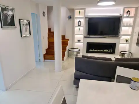 Depto Tipo Casa en Alquiler en Núñez, USD 3.500
