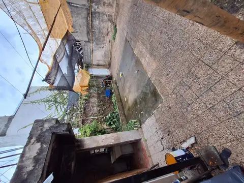 Oportunidad casa a RECICLAR  Interna 2 Dormitorios