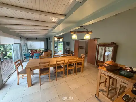 Casa 3 ambientes con 2 baños