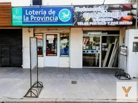 Local en Venta - 3 Baños - 226mts - Chascomus