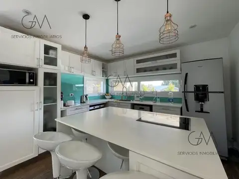 Casa en Venta con 1 cochera