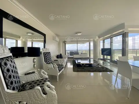 Departamento 5 ambientes con 4 baños