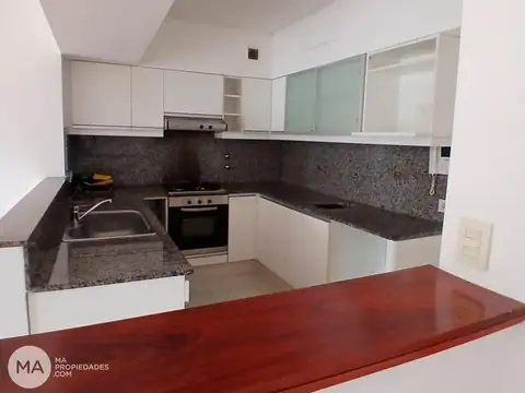 Departamento 3 ambientes con 2 baños