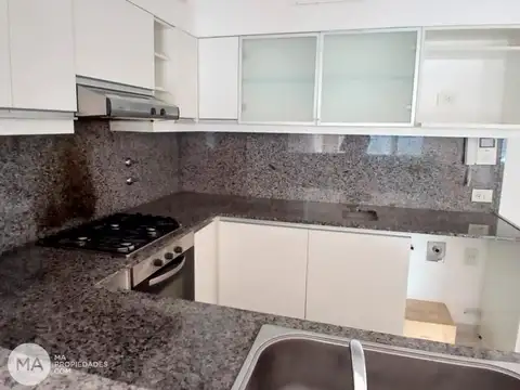 Departamento en Alquiler con 1 cocheras