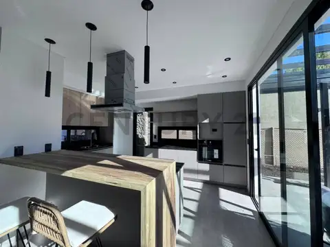 CASA EN VENTA EN ESTANCIA BULNES