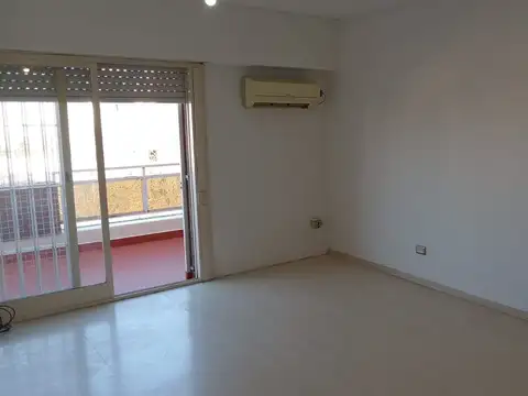 Baigorria 3000, Piso 8