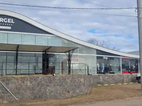 LOCAL EN RUTA E-53