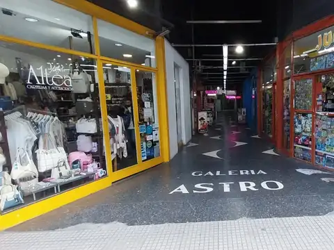 2 Locales unificados c/entrepiso