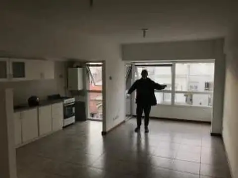 VENDO DEPARTAMENTO TIPO LOFT AL FRENTE