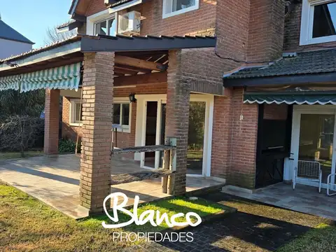 Casa en Alquiler de 3 dormitorios