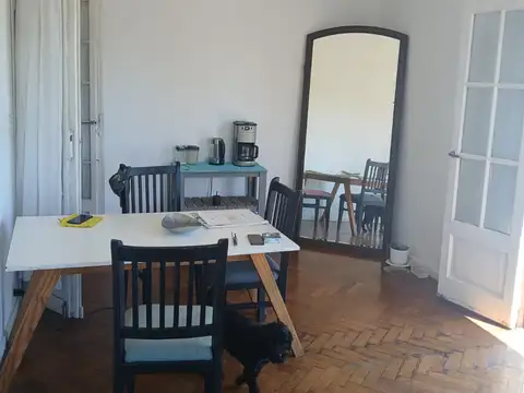 Paseo Colón 900 9° - Departamento de Tres Ambientes Muy Luminoso con Balcón